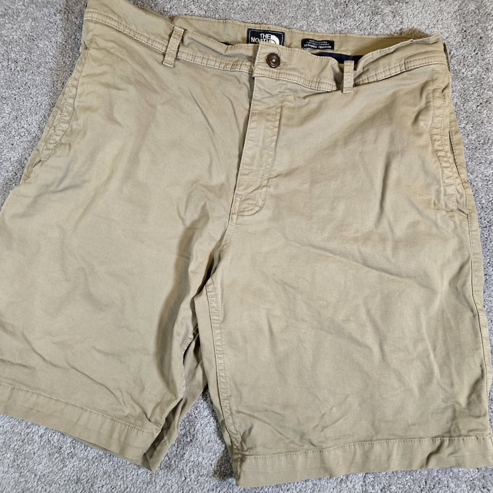 The North‎ Face Mens Classic Khaki Cargo Shorts Size 38 Hiking Water Trail